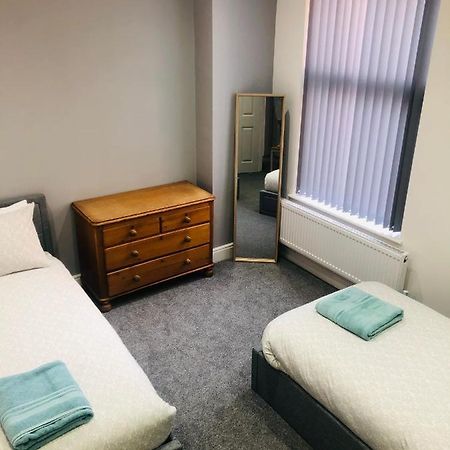 Modern,Spacious 2 Bed Apartment Престън Екстериор снимка